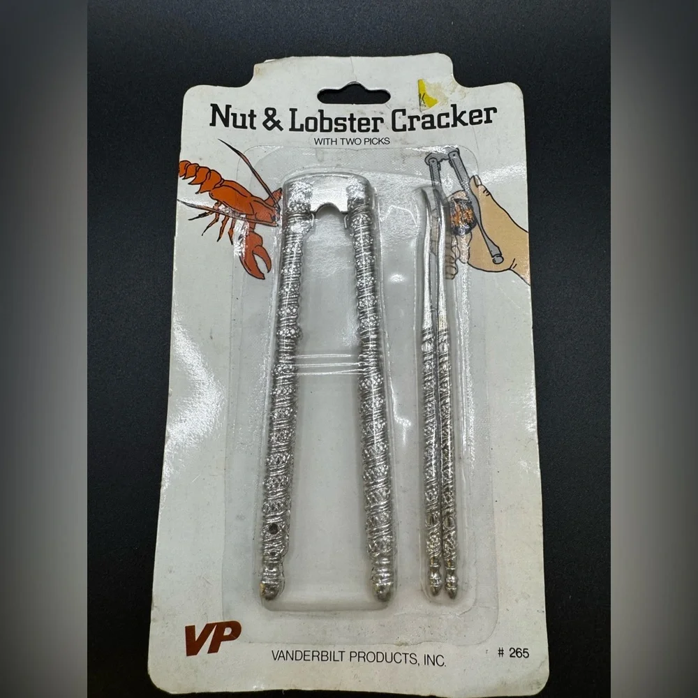 NIB ‘70’s Vanderbilt Products Nut & Lobster Cracker set, specifically model #265